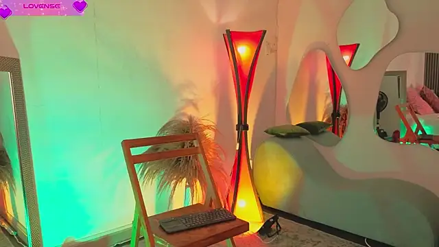 fransheskarossi online show from 05/18/26, 11:38