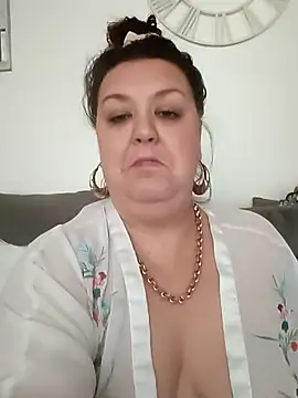 Nova-iswiserx online show from 02/28/26, 11:11