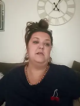 Nova-iswiserx online show from 04/09/26, 04:01