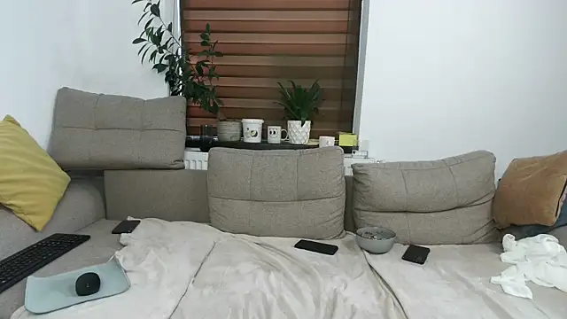 Crista-Elio online show from 05/27/26, 03:42