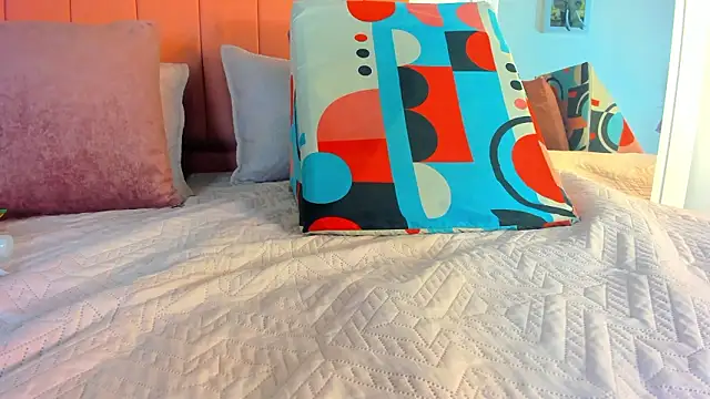 rose thompson19 online show from 01/31/26, 07:12