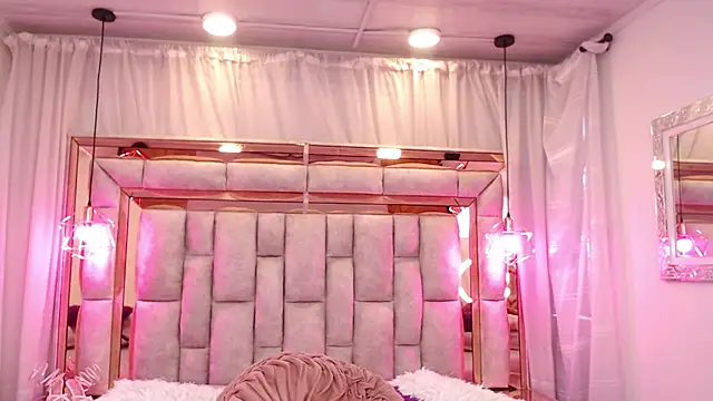 AllisonAdams  online show from 04/07/26, 12:05