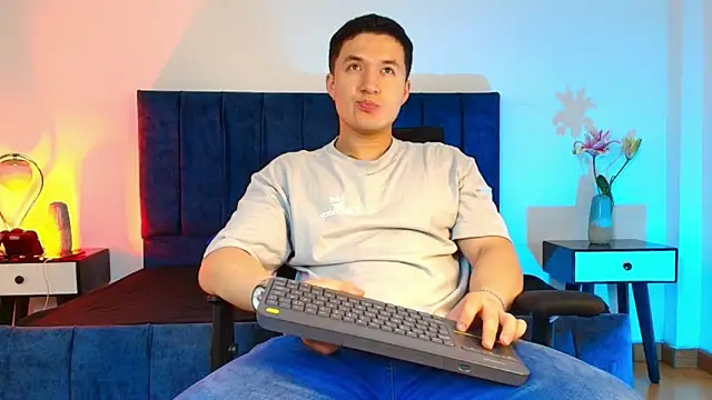 Alexander Connor online show from 02/03/26, 12:43