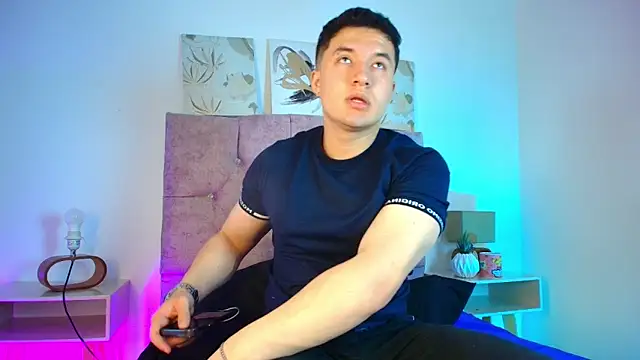 Alexander Connor online show from 03/11/26, 12:11