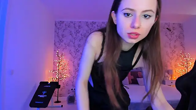 Hot Molly5 online show from 04/09/26, 09:36