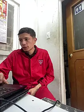 santiObrero online show from 02/10/26, 07:51