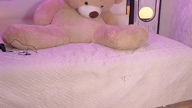 JuneCollins online show from 03/05/26, 10:06