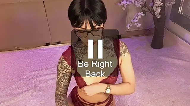 JuneCollins online show from 03/26/26, 09:20