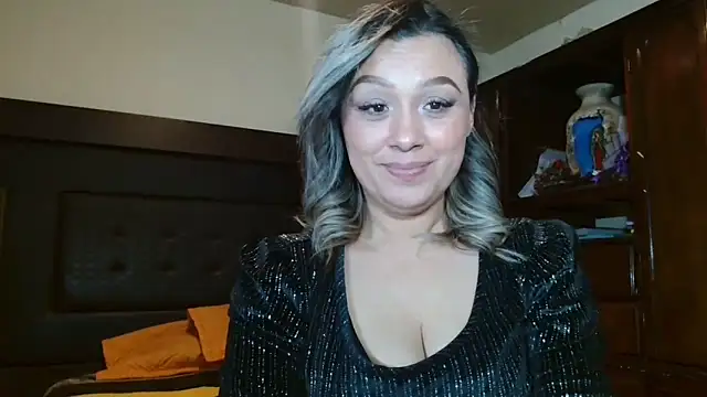 aitanalove  online show from 05/19/26, 01:56