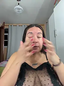 Nailealipsglossy online show from 02/08/26, 09:02