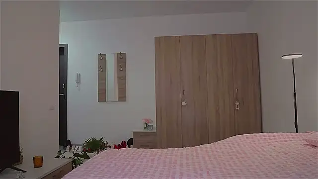 AyanaLys online show from 02/01/26, 02:37