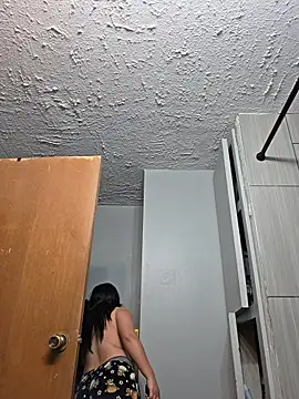 AriannaPenaxo online show from 04/01/26, 09:56