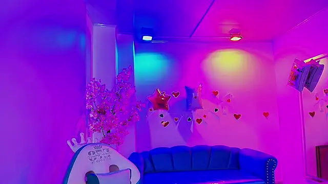 Snapshot of Zoe_swan chatting on 02/23/26, 11:40 Zoe swan online show from 02/23/26, 11:40