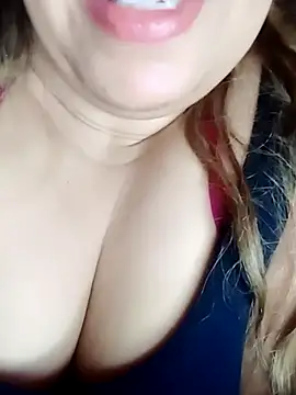 Snapshot of Naughty-Yousra chatting on 03/01/26, 12:07 Naughty-Yousra online show from 03/01/26, 12:07