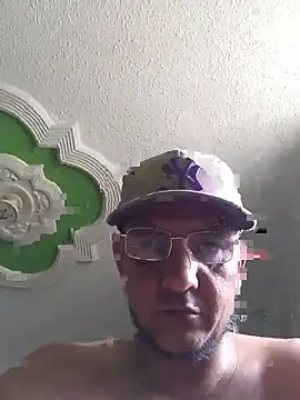 Juanstevan2724 online show from 02/20/26, 08:42