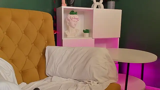 Snapshot of baby_annn chatting on 04/09/26, 06:19 baby annn online show from 04/09/26, 06:19