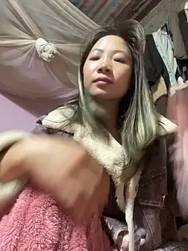 Lata-cute online show from 02/09/26, 02:59