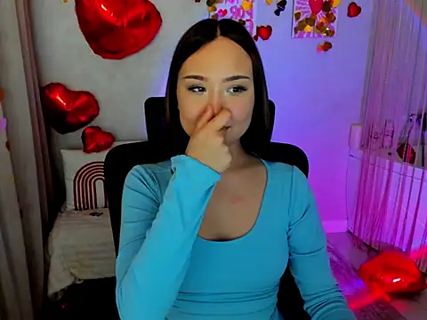 GlowMe online show from 02/04/26, 07:20