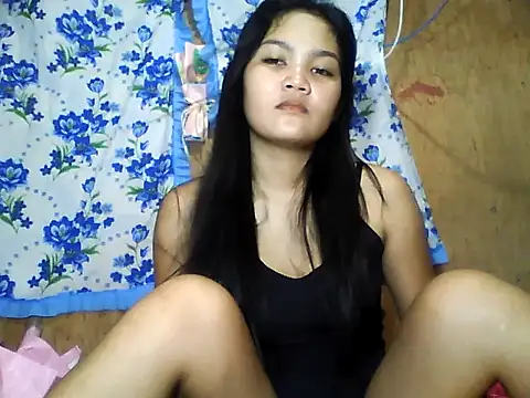 PinaySkinnyJust18 online show from 05/31/26, 10:00