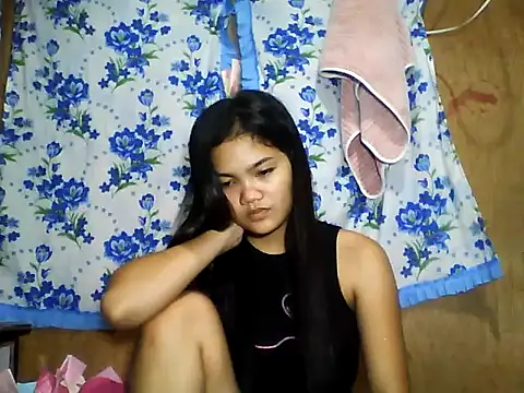 PinaySkinnyJust18 online show from 06/02/26, 10:23
