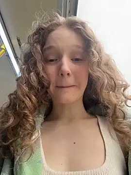 outside rosy online show from 03/29/26, 03:23