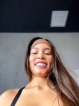 Amaliarand online show from 04/11/26, 04:55