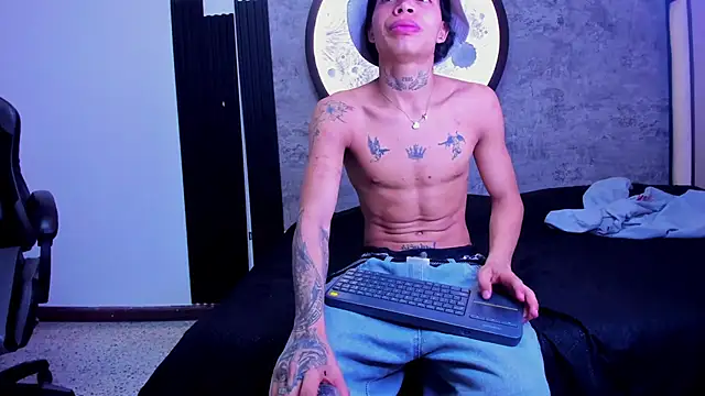 Dogan Renzo0 online show from 03/04/26, 12:00