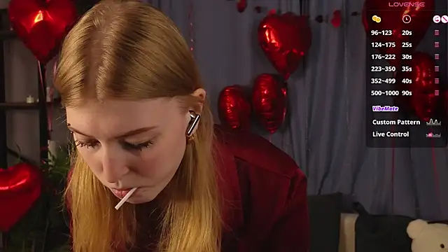 LanaRoxxy online show from 02/15/26, 11:30