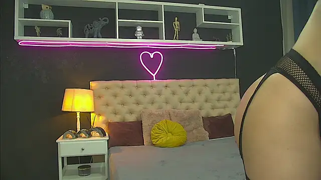 Snapshot of TaniaKaverina chatting on 05/28/26, 06:21 TaniaKaverina online show from 05/28/26, 06:21