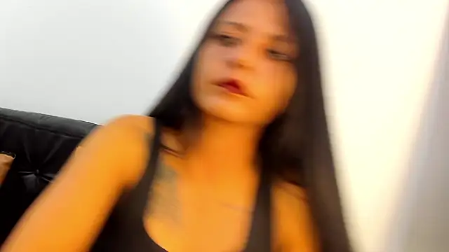 Snapshot of KiaraBlack_01 chatting on 02/19/26, 08:49 KiaraBlack 01 online show from 02/19/26, 08:49