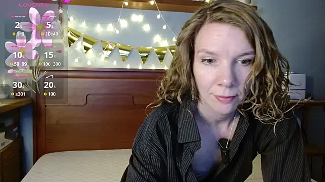 Daisy Lovely online show from 04/10/26, 05:12