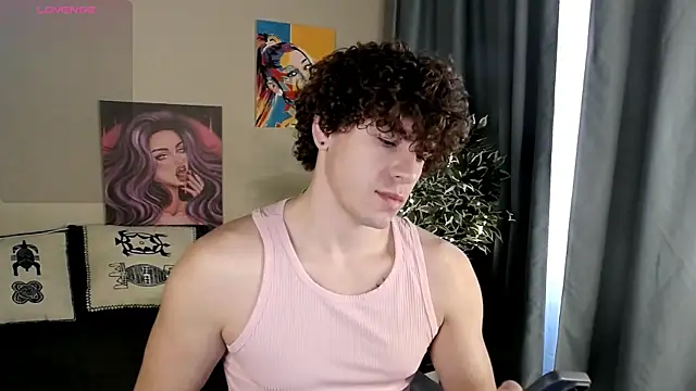 TylerGibson online show from 05/12/26, 03:25