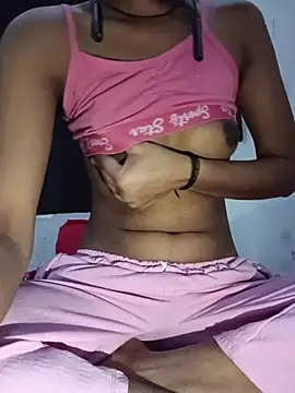 muskan-143 online show from 02/17/26, 11:33