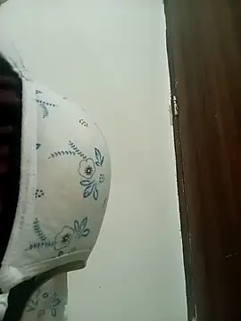 Prajakta123 online show from 02/02/26, 05:22