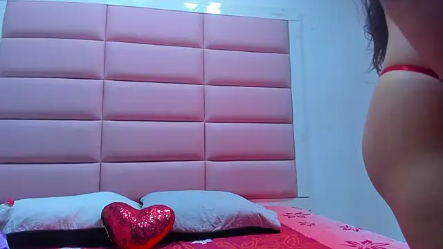 Catalinna 03 online show from 03/12/26, 12:33