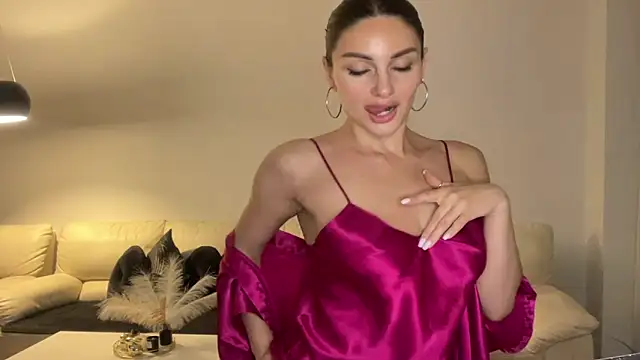 RoxelleSilvara69 online show from 06/09/26, 10:54