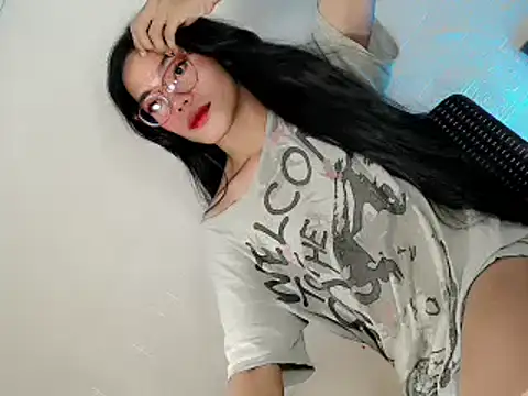 Urhotfucking veronica1 online show from 02/17/26, 05:19