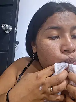 Sweet-Dirty-Storm online show from 04/11/26, 03:44