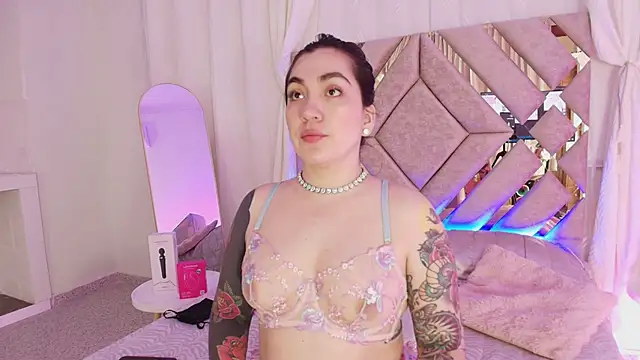 KathiaJenner online show from 05/16/26, 10:36