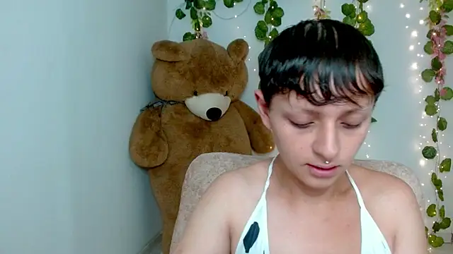 princess1609 online show from 02/16/26, 01:07