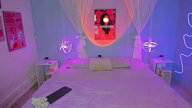 Snapshot of naomi_campell chatting on 02/27/26, 07:25 naomi campell online show from 02/27/26, 07:25