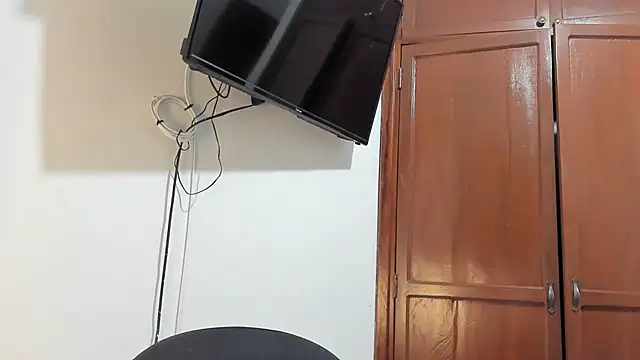 Snapshot of Danilui chatting on 02/18/26, 11:33 Danilui online show from 02/18/26, 11:33