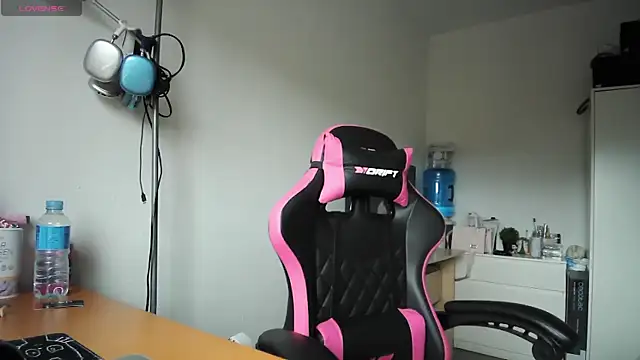 Yulian Milf online show from 03/29/26, 11:54