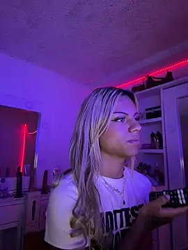andyy x online show from 04/30/26, 02:45