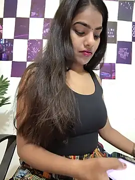 Alisha Babyy online show from 05/13/26, 04:32