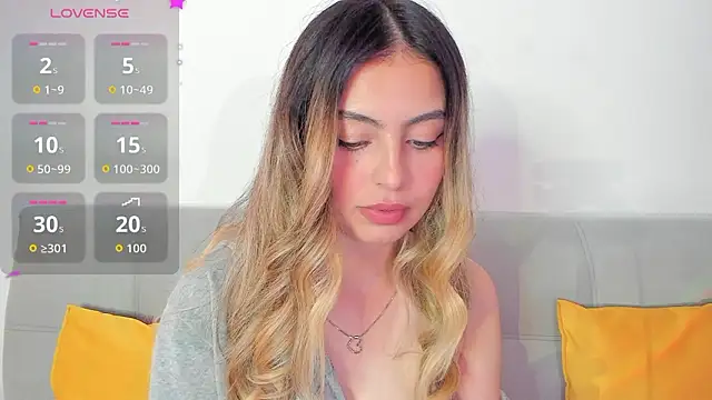 Snapshot of Fernanda_aaaa chatting on 02/04/26, 02:23 Fernanda aaaa online show from 02/04/26, 02:23