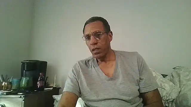 swimmer2496 online show from 01/17/26, 09:07