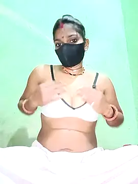 Snapshot of Cute__tanu chatting on 02/04/26, 08:53 Cute tanu online show from 02/04/26, 08:53