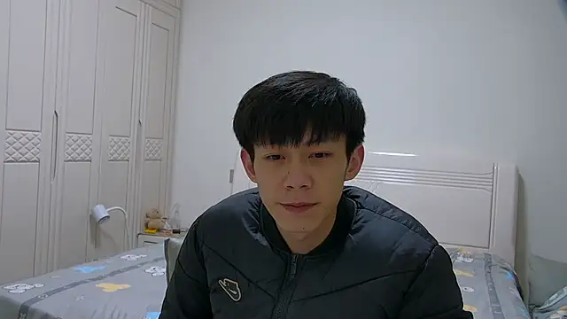 Snapshot of paofu-001 chatting on 02/11/26, 07:35 paofu-001 online show from 02/11/26, 07:35