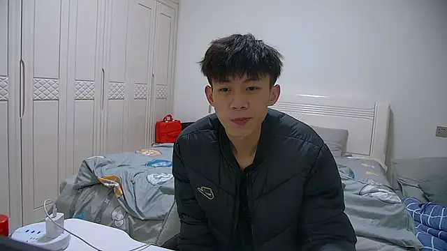 Snapshot of paofu-001 chatting on 02/19/26, 11:06 paofu-001 online show from 02/19/26, 11:06